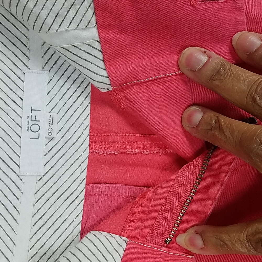 Loft, 0244, Coral orange shorts, size 00 - Picture 4 of 7